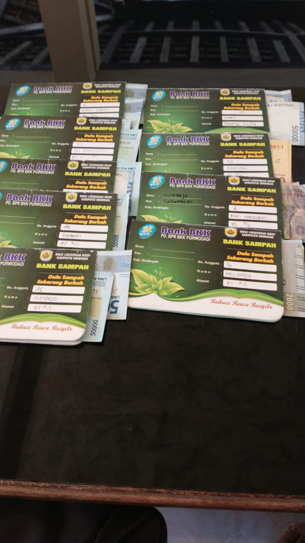 PENCAIRAN TABUNGAN BANK SAMPAH