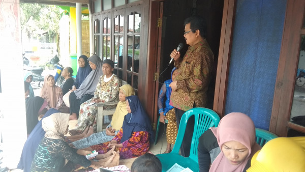 pertemuan rutin kader bkl dan kelompok anggota BKL