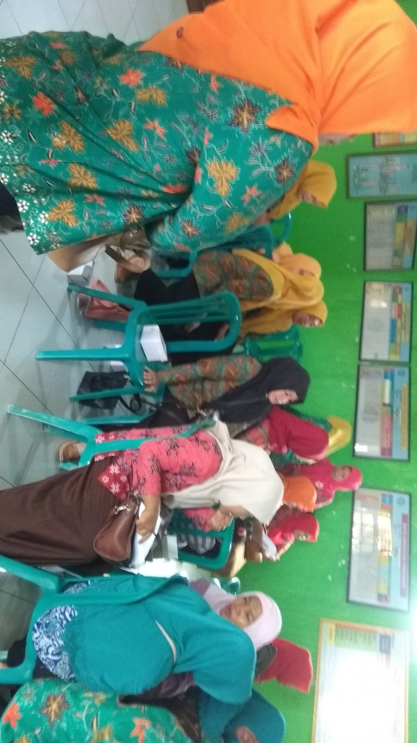 Pembinaan  Rutin Kader BKB<Posyandu balita,Posyandu Lansia Oleh Ibu penggerak PKK desa PUtat