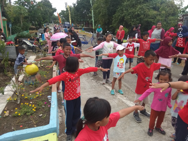 ANAK REMAJA SEMUA IKUT MINGGUSEHAT BIAR MAKIN SEGER FRESS