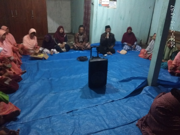 RAPAT SOSIALISASI PAK KADES DATANGI WARGA RT 04 RW 7