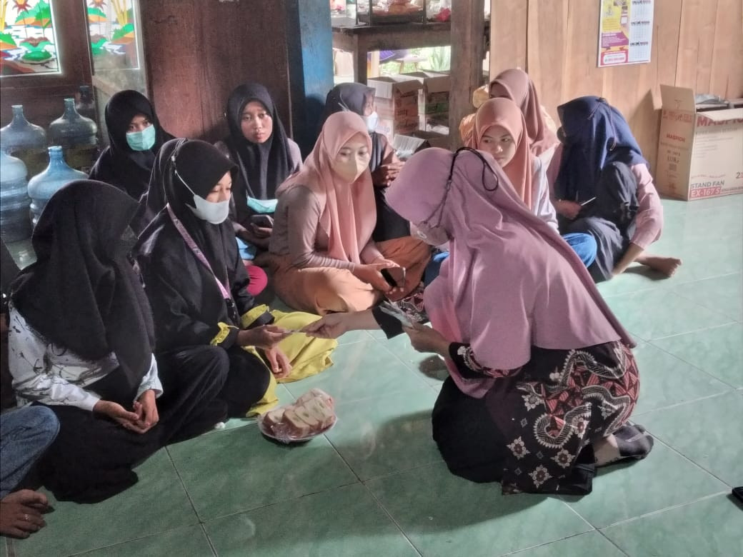 Pembagian Tablet Tambah Darah Kepada Remaja Putri