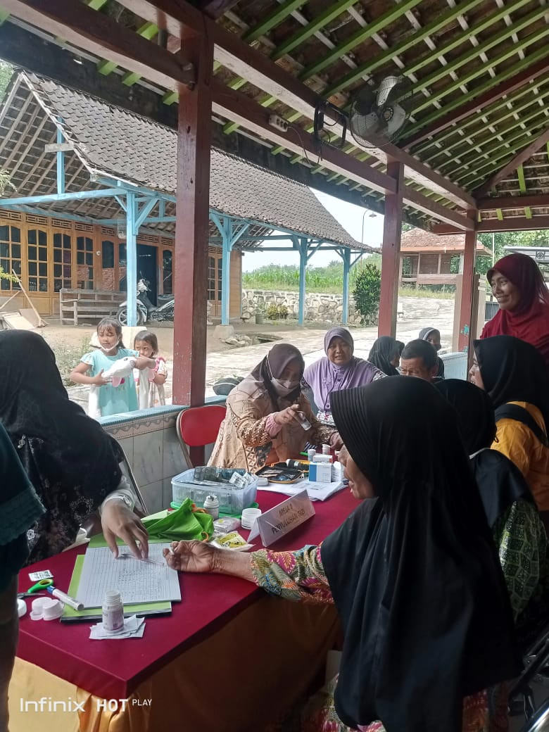 KEGIATAN POSYANDU LANSIA NUSA BAKTI DESA NGRAWOH
