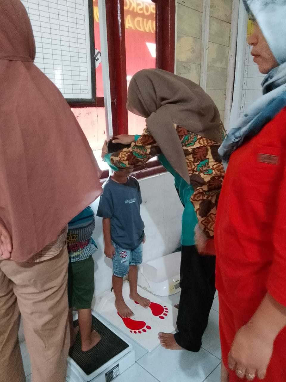 KEGIATAN POSYANDU BALITA DESA NGRAWOH