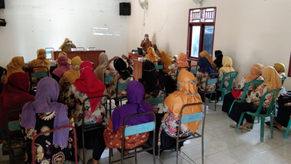 penyampaian materi dari narasumber