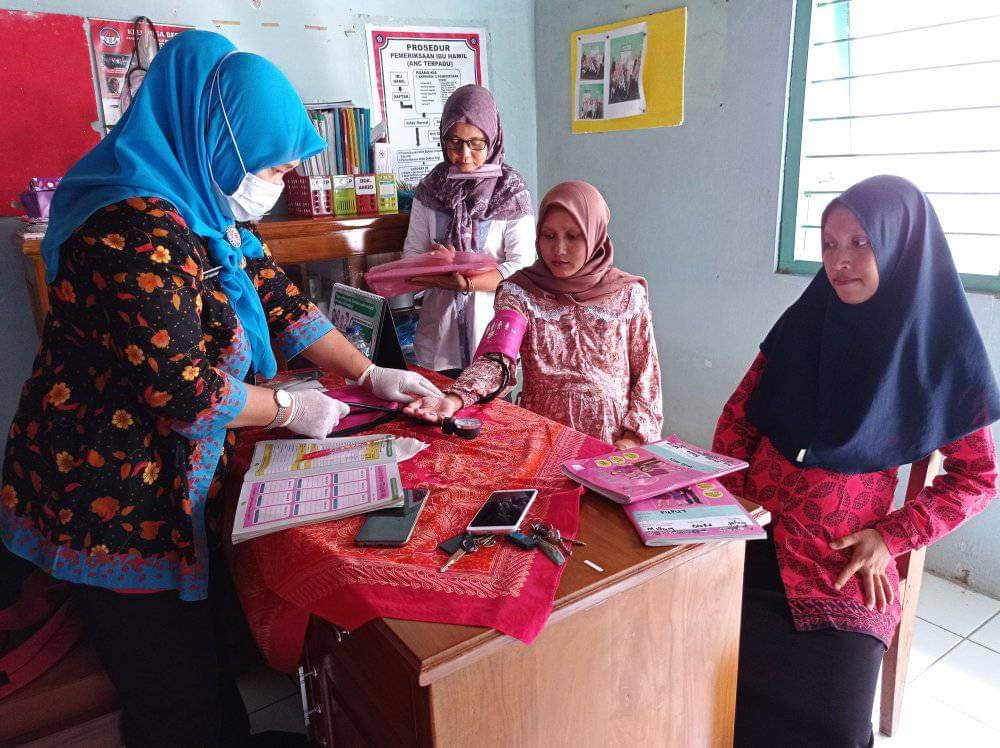 Pemeriksaan Ibu Hamil dalam rangka Kelas Ibu Hamil