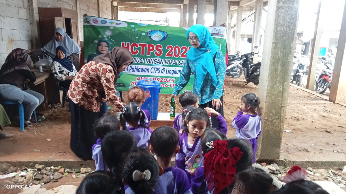 Sosialisasi HCTPS yang dilaksanakan di KB Mutiara Bangsa bedingin