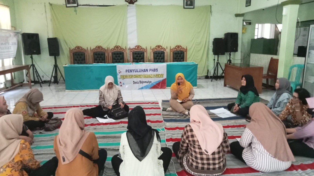 Materi dari Ibu Bidan Desa