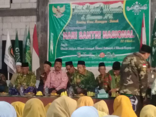 Peringatan Hari Santri Desa Waru