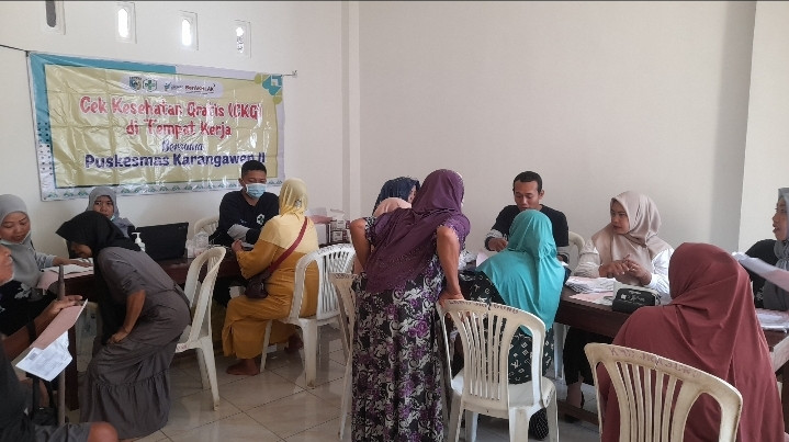 Cek TD,GDS,Kolesterol, dan kehamilan