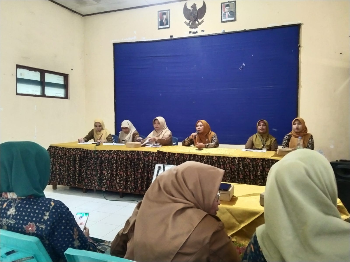 Rapat pleno PKK