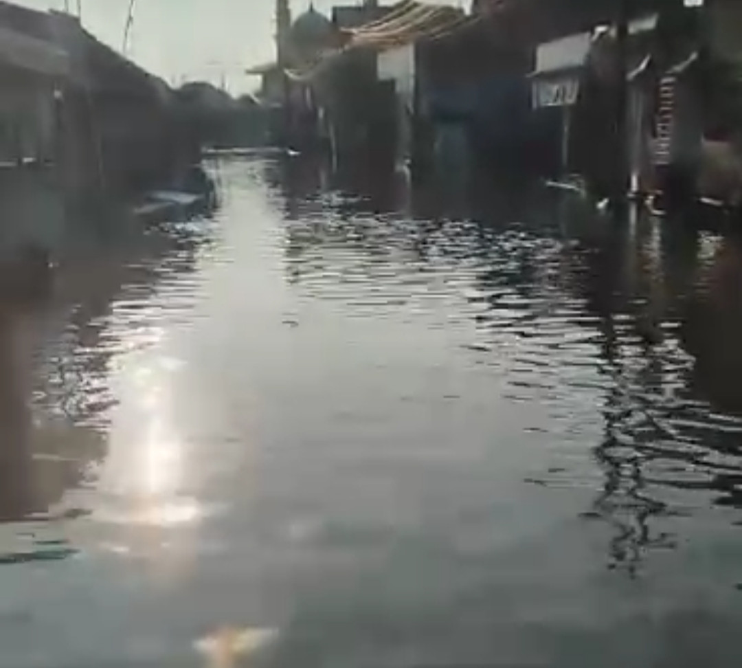 pantauan sore ini depan kantor kecamatan