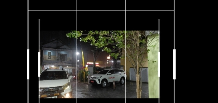 tetap semangat demi warga walaupun hujan