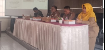 rapat bersama bapak kadin PLT dinpermades