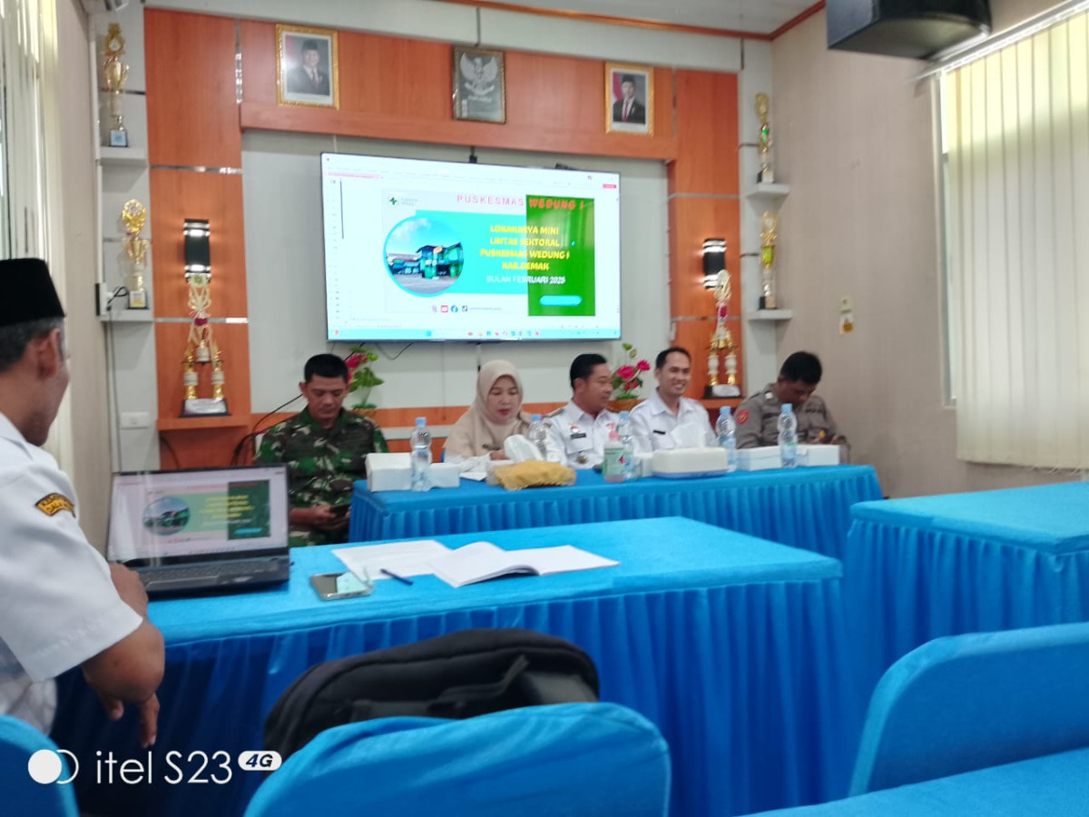 Sosialisasi Pemeriksaan Gratis(PKG) PKM I Wedung