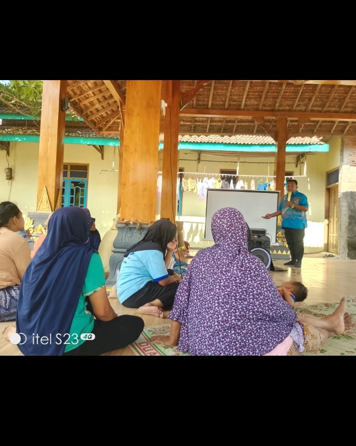 Promosi Teh hitam untuk kesehatan di RT 01