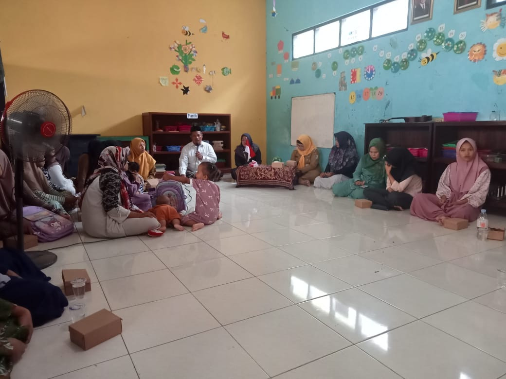 Rapat wali murid TK Kartika Sari
