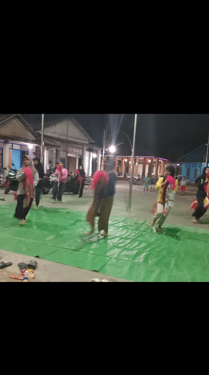 Latihan nari jaranan