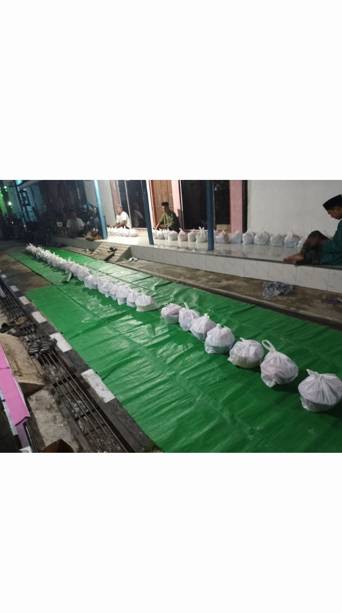 Selamatan memperingati 1 tahun meninggal nya bapak Mulyono