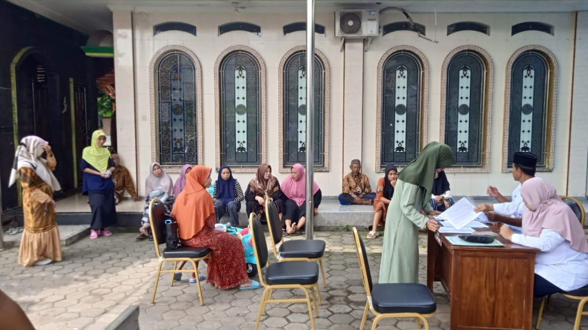 Penyaluran bantuan langsung