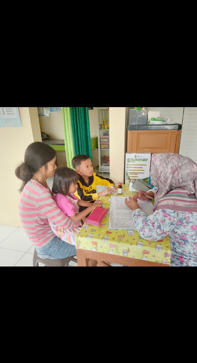 Pemeriksaan kesehatan di PKD