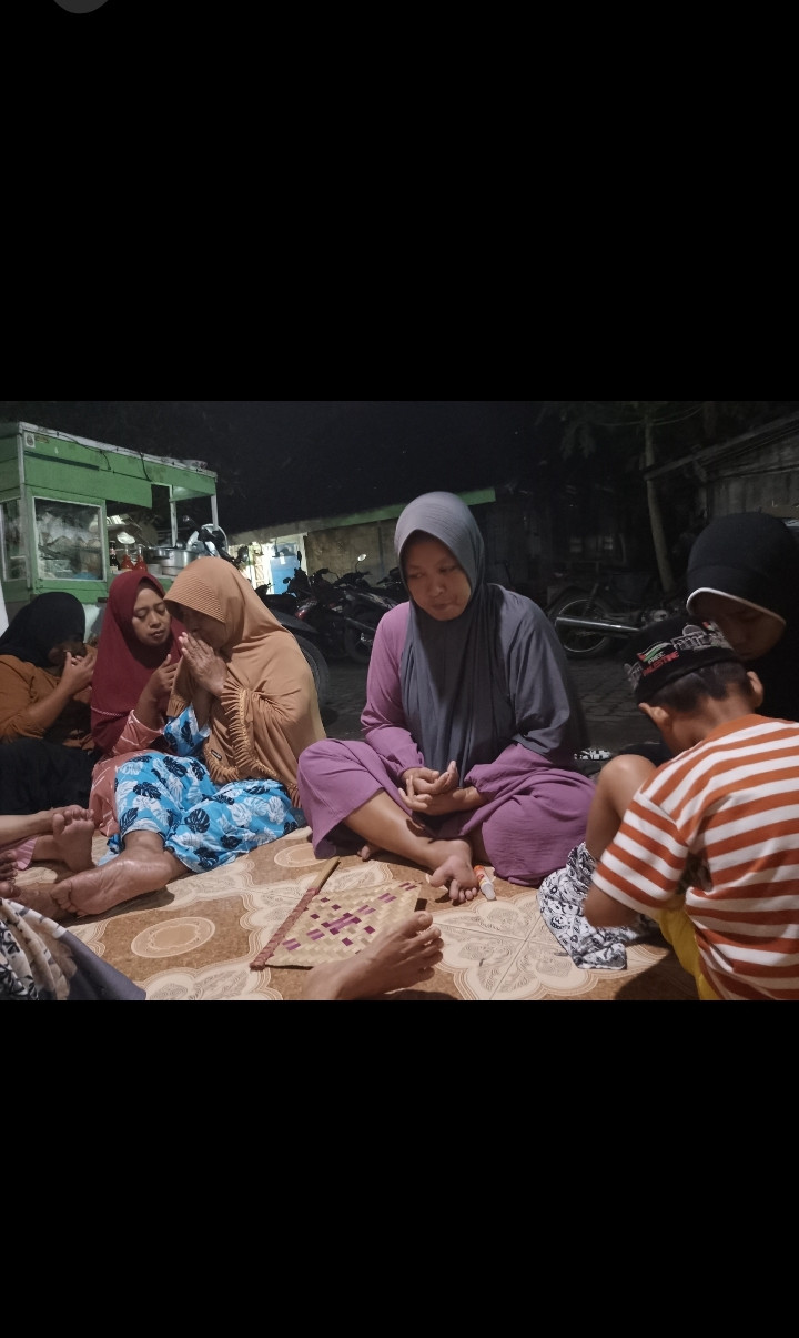 Yasinan memperingati 7 hari