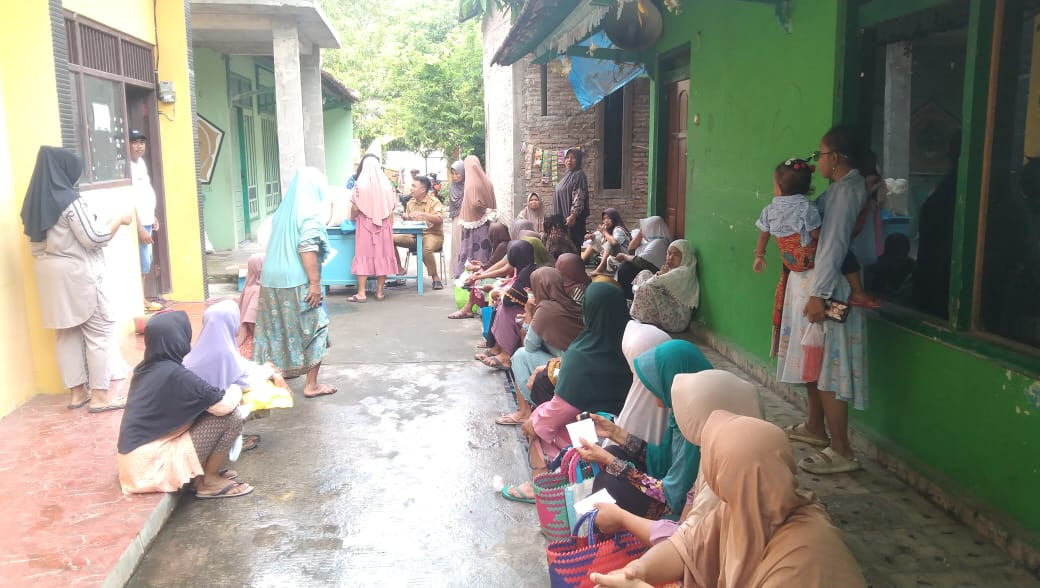 Penyaluran Bantuan beras