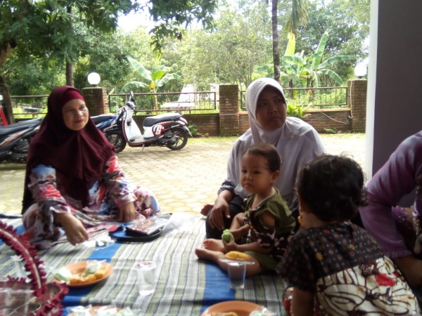 Suasana Pertemuan kelompok BKB Sekar Kinasih