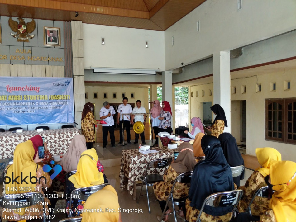 LAUNCHING DAPUR SEHAT ATASI STUNTING (DASHAT) DI KECAMATAN SINGOROJO ...