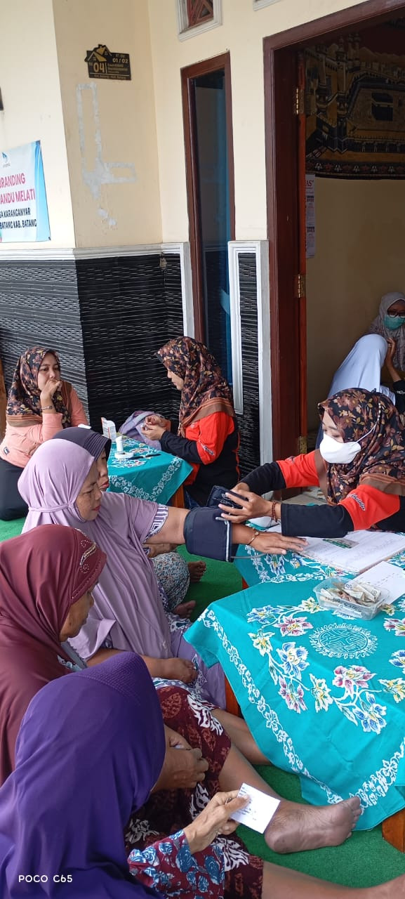 CEK KESEHATAN SERTA PEMBERIAN EDUKASI TENTANG BAGAIMANA HIDUP SEHAT DAN HIDUP LEBIH PRODUKTIF UNTUK LANSIA