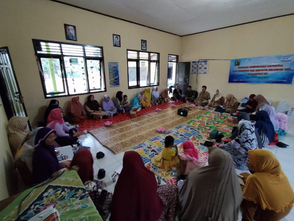 Pembinaan BKR dsn Kemranggon oleh Dinas PMD, P3A,PPKB Kab Pekalongan, Babinsa,PKB, dan Ibu Dwi Eni 