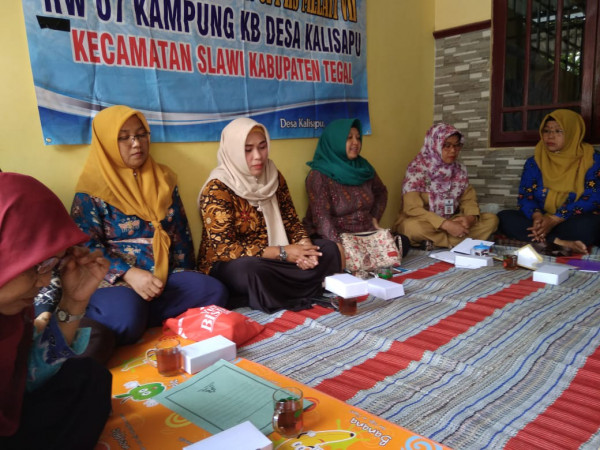 KEGIATAN KELOMPOK KAMPUNG KB MELATI 7