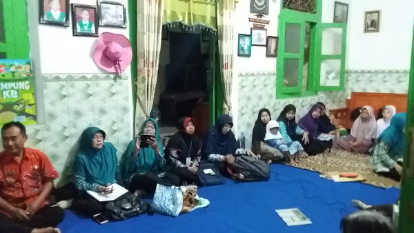 Musyawarah Desa di Kampung KB