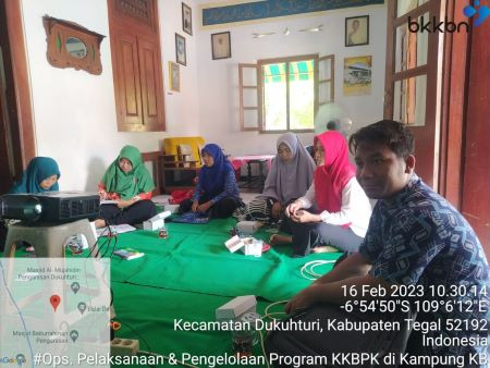 Rapat Pokja Kampung KB (Operasional Pelaksanaan dan Pengelolaan Program KKBPK di Kampung KB)