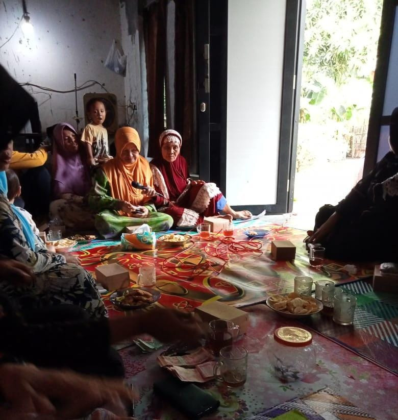 Melaksanakan kegiatan pembinaan Poktan di Kampung KB Desa Tarub