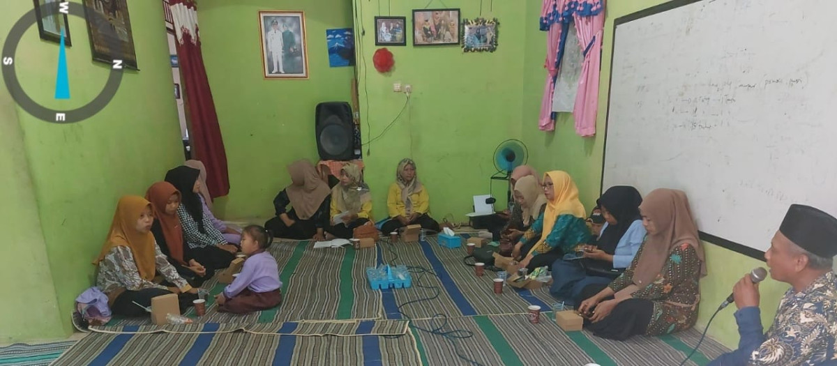 Pertemuan Ketahanan Keluarga Berbasis Kelompok Kegiatan Di Kampung KB Desa kemuning