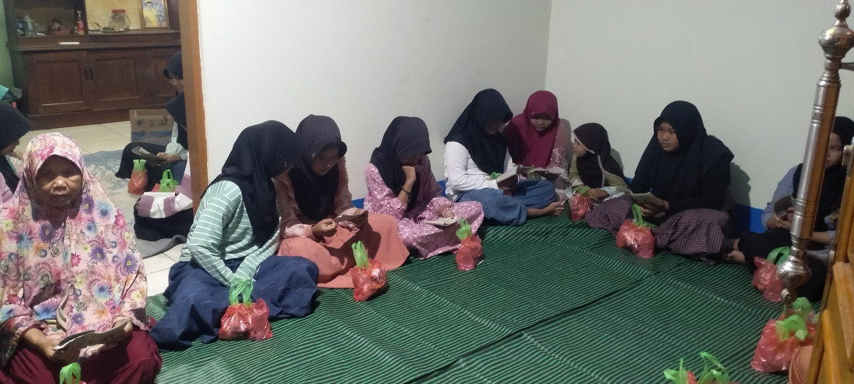 PENGAJIAN RUTIN MALAM AHAD ( PIK R )