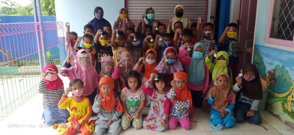 Pembagian Obat Cacing Untuk Anak-anak 