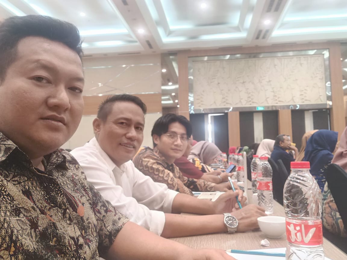 Antusias Peserta Perwakilan Kabupaten Brebes dari Unsur Penyuluh KB, Perwakilan Kepala Desa dan Pengurus Pokja Kampung KB Desa Buara
