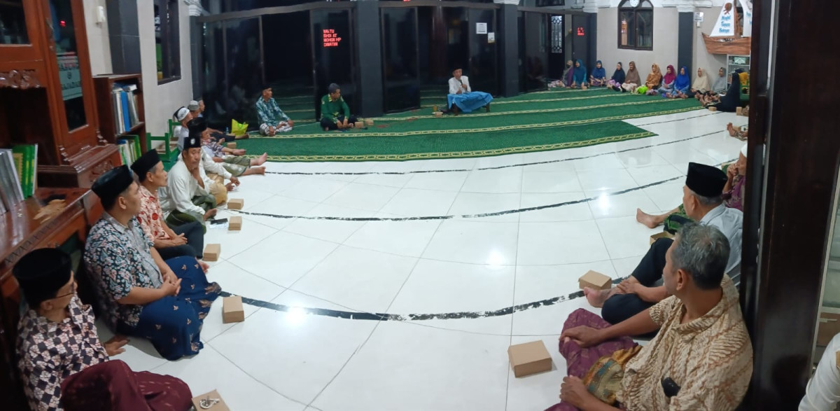 Pengajian di Masjid Taqwa Sekayu