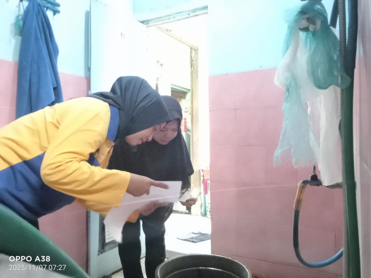 Pemberantasan Jentik Nyamuk di RW  V Kelurahan Muktiharjo Lor