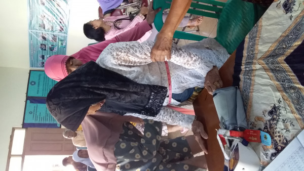 POSYANDU Lansia dan Pengobatan Gratis