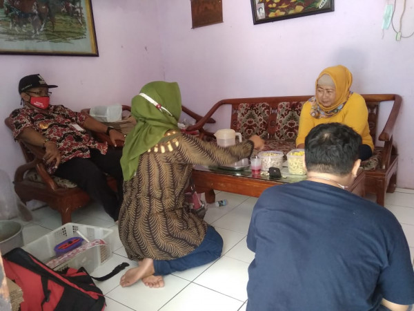 Proses penyajian bir pletok