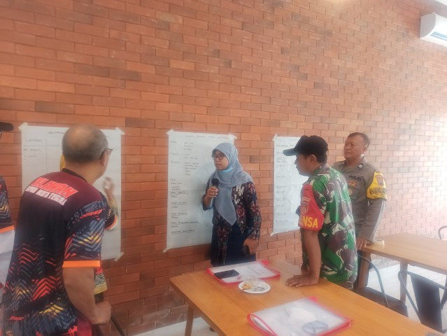 Partisipasi Masyarakat Kelurahan Panggung Ditingkatkan Melalui Program Kelurahan Tangguh Bencana di Kota Tegal