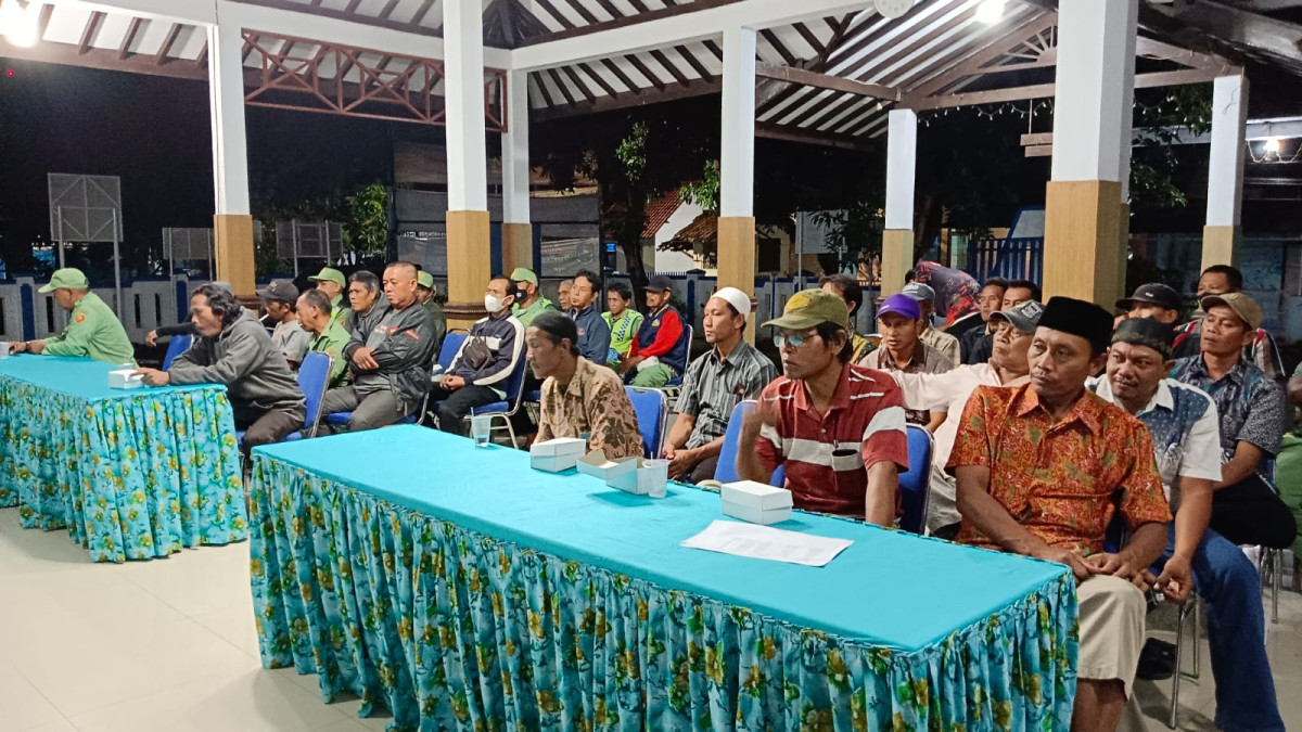 Tingkatkan Kapasitas dan pemahaman tugas Linmas, Kelurahan Panggung lakukan Kegiatan pembinaan Linmas