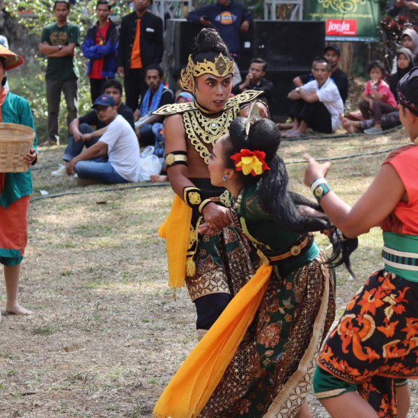 Adegan Rantam Sari yang di Gelandang Joko Senkolo