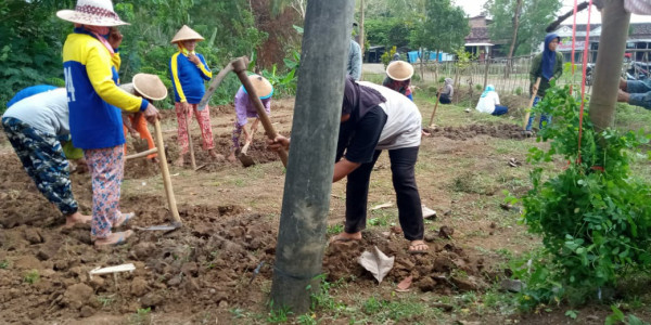 Kerja Bakti Setyo Laras Padukuhan Girinyono