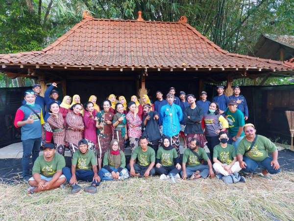 Gejog Lesung Maduswara dari Pedukuhan Mrunggi Tampil pada Event Penggiat Seni dari Kundha Kebudayaan Kulon Progo 