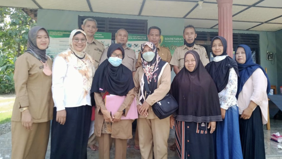 KWT Sido Mekar, Blubuk Sendangsari Pengasih Kulon Progo, dengan kegiatan budidaya tanaman aneka sayur dan budidaya ayam KUB