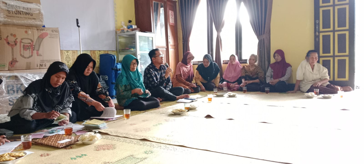 Pertemuaan Kelompok BKR Waru